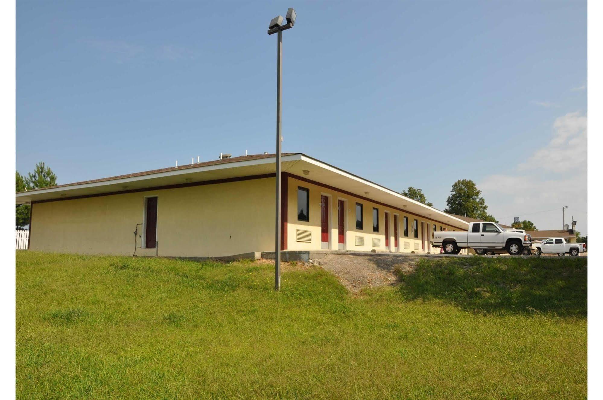 Budget Inn Elkmont Exterior photo