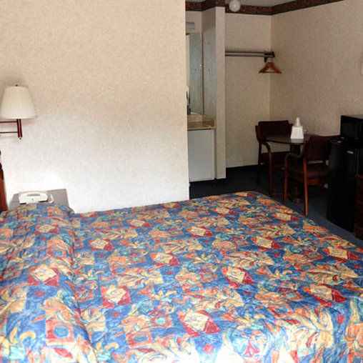 Budget Inn Elkmont Room photo